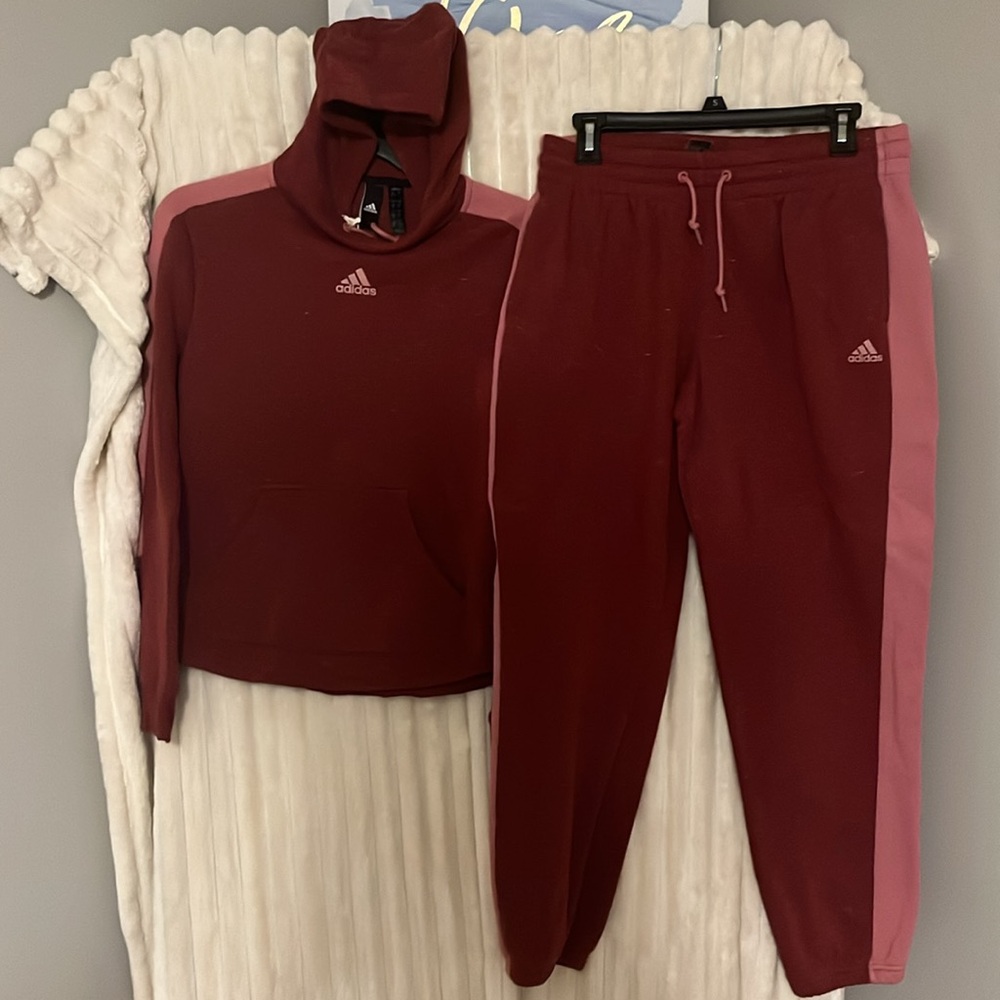 Maroon and pink Adidas hoodie and sweats - Picture 5 of 5